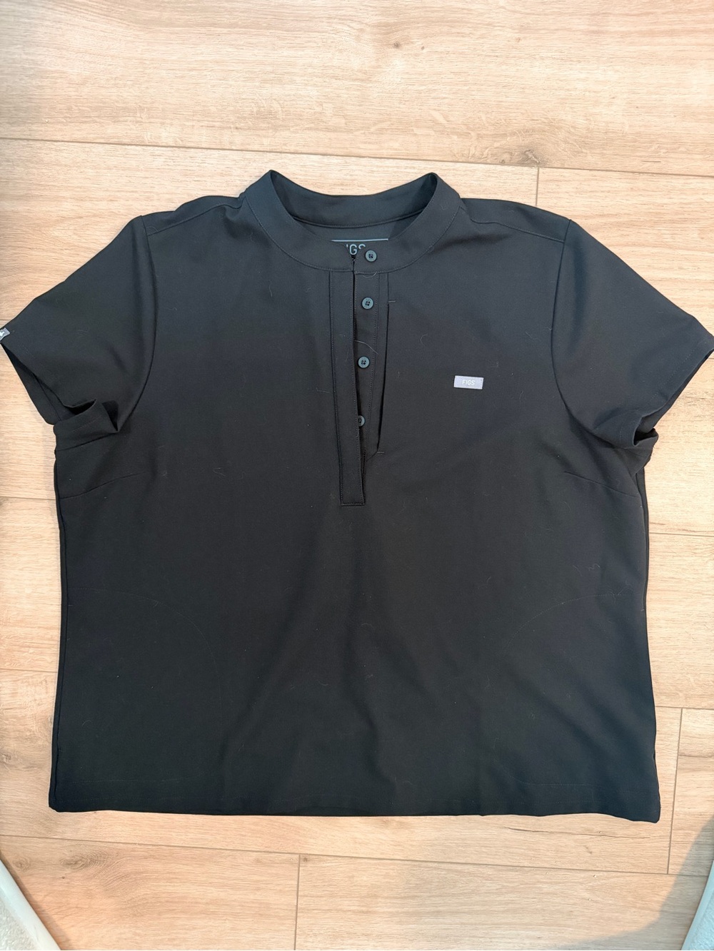 Figs Women's Black Short-Sleeve Henley Polo